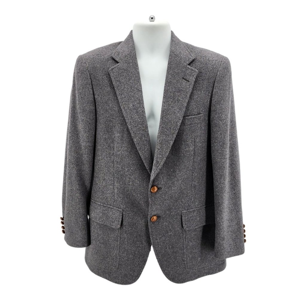 Classic Men's Gray Wool Blazer - Two-Button Sport Coat